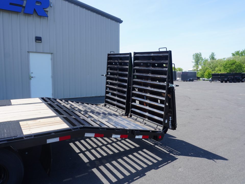 New 2026 PJ Trailers 32ft Deckover