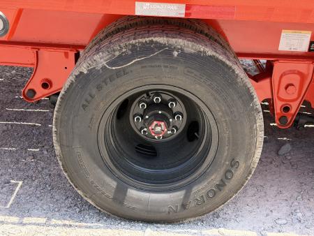 New 2026 Load Trail GT 102X40 25.9K GVWR 18K WINCH 5" RUB RAIL 14PLY TIRES Tilt Trailer