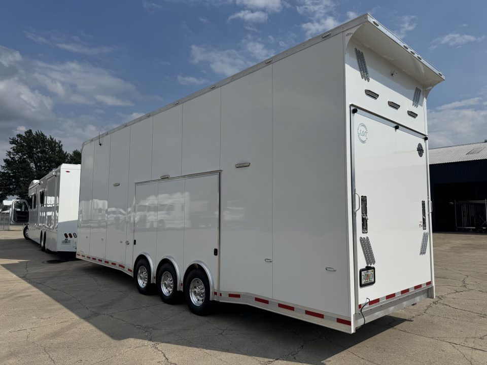 Used United Trailers UAT-8.532 Stacker