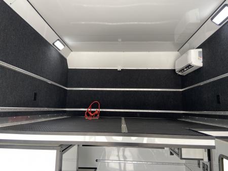 Used United Trailers UAT-8.532 Stacker