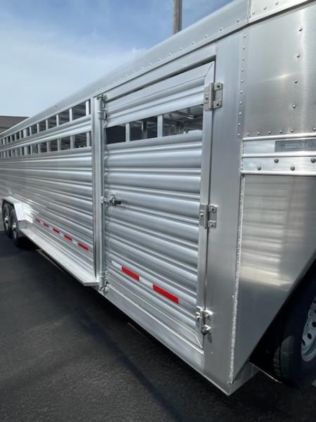New 2026 Featherlite Trailers model 8127 7.5x26 Stock / Stock Combo Trailer