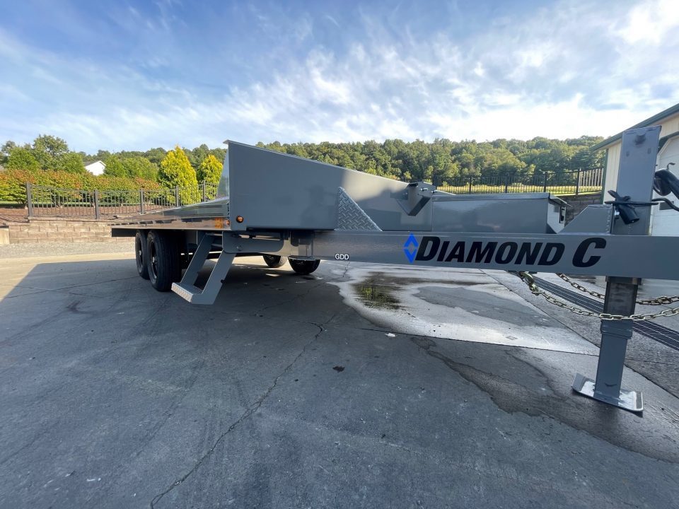 New Diamond C 16' Channel Deck Over with Slide in Ramps (GDD 206)