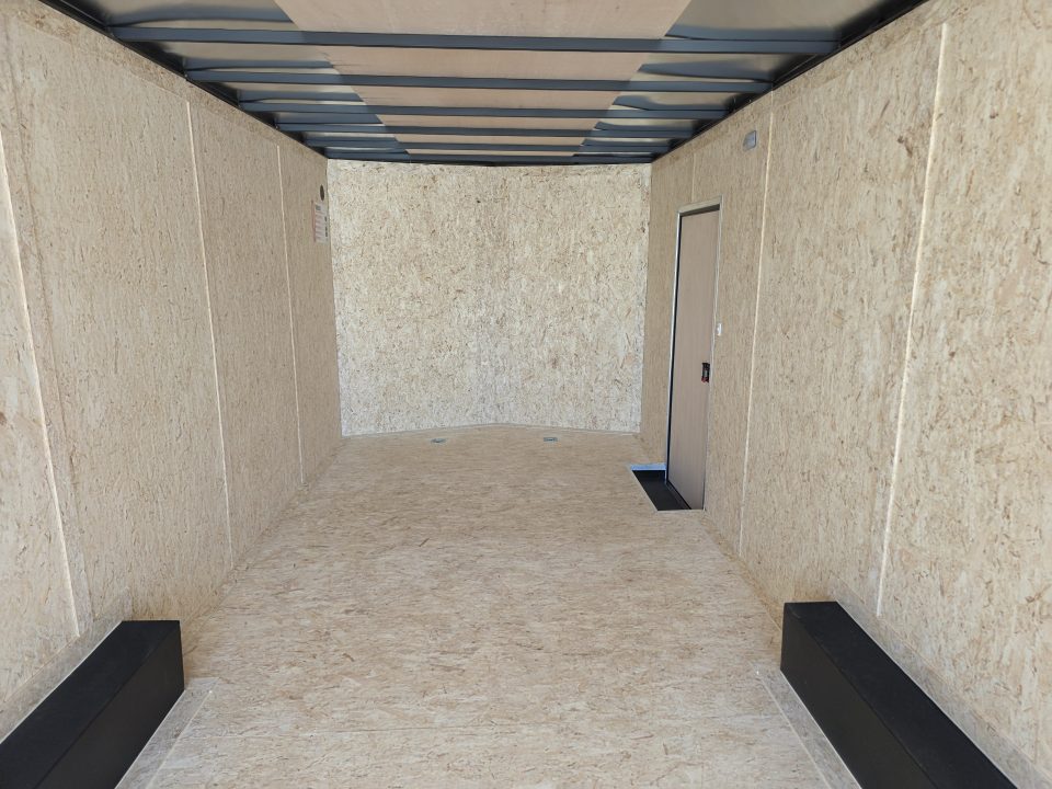 New 2026 Formula Trailers 8.5X24 SCREWLESS EXTERIOR BLACKOUT 7' INSIDE 10K GVWR Cargo / Enclosed Trailer