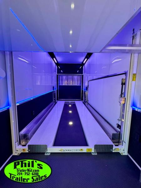 New Haulmark NEW 85X32 ALUMINUM STACKER WITH ESCAPE DOOR ENCLOSED RACE TRAILER Car / Racing Trailer TWO CAR HAULER