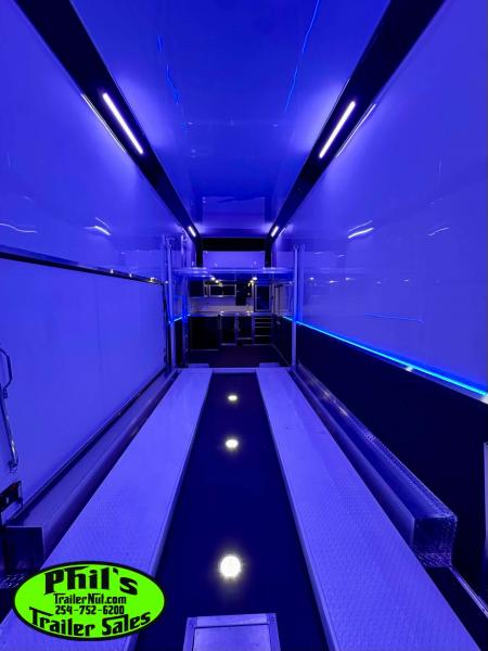 New Haulmark NEW 85X32 ALUMINUM STACKER WITH ESCAPE DOOR ENCLOSED RACE TRAILER Car / Racing Trailer TWO CAR HAULER