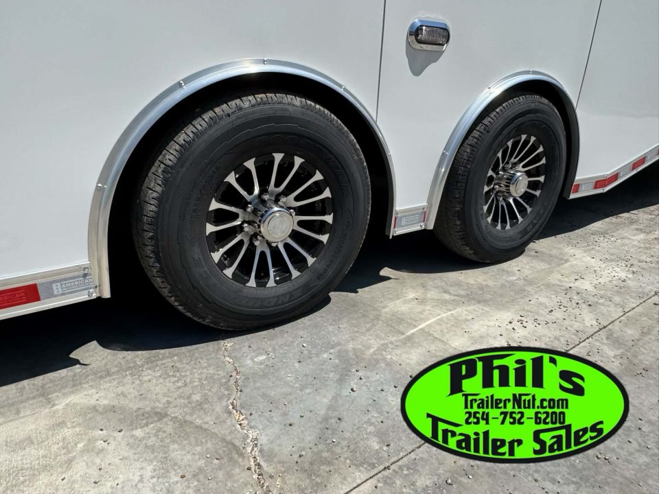 New 2026 Haulmark EDGE PRO 8.5X32 RACE TRAILER ESCAPE DOOR & TANDEM 7000 LB AXLES Car / Racing Trailer
