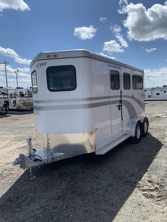 Used 2020 EquiSpirit 2 H Straight load Horse Trailer