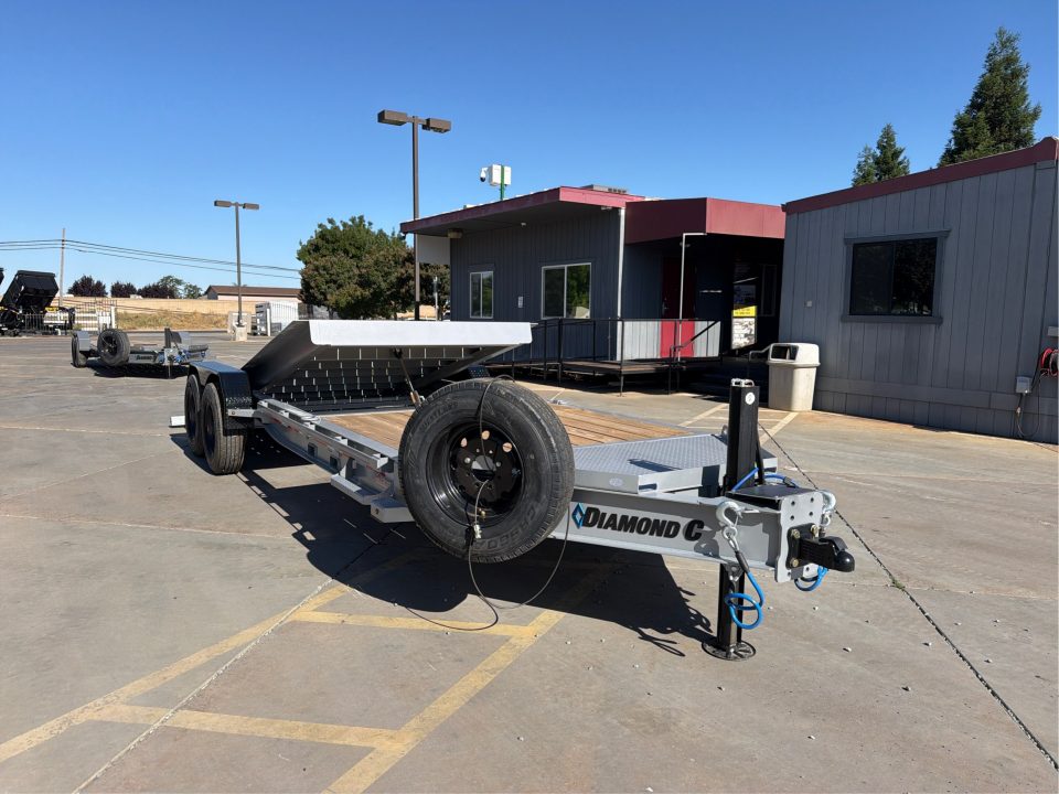 New 2026 Diamond C Trailers HDT210L22X82 7FT X 22FT 23K GVW Tilt Trailer