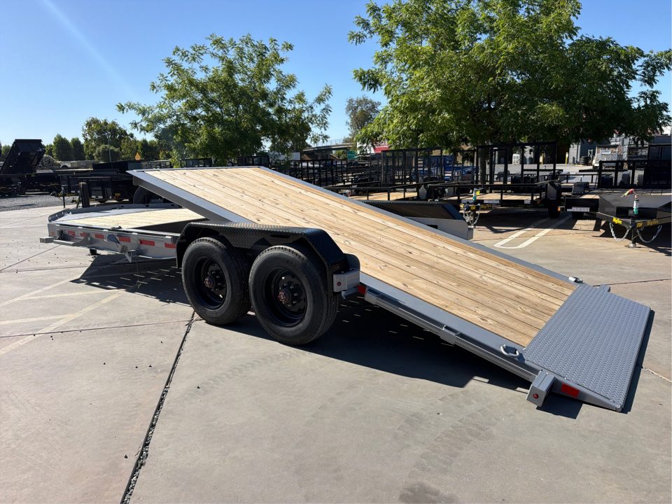 New 2026 Diamond C Trailers HDT210L22X82 7FT X 22FT 23K GVW Tilt Trailer