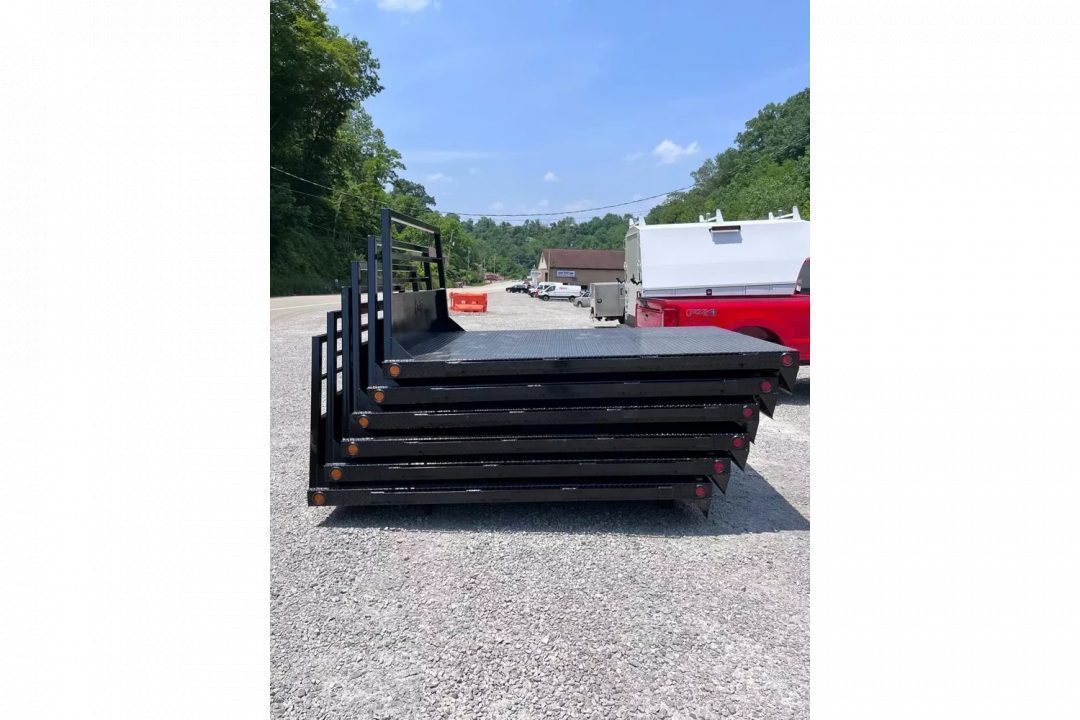 New Cadet Truck Bodies Bronco SRW Longbed Flatbed 8' SRW Truck Bed