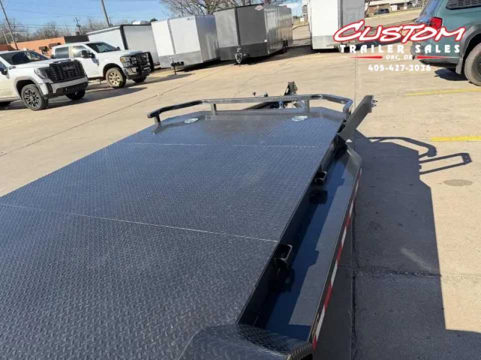 New #009100 2026 LOAD TRAIL CZ 20 X 83 TANDEM AXLE 10K STEEL FLOOR CAR HAULER