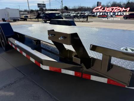 New #009100 2026 LOAD TRAIL CZ 20 X 83 TANDEM AXLE 10K STEEL FLOOR CAR HAULER
