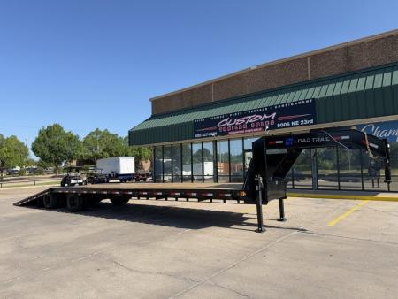New #386421 2026 LOAD TRAIL GL 40 X 102 DUAL TANDEM LOW PRO 24K GOOSENECK W/ HYD. DOVE TAIL & JACKS