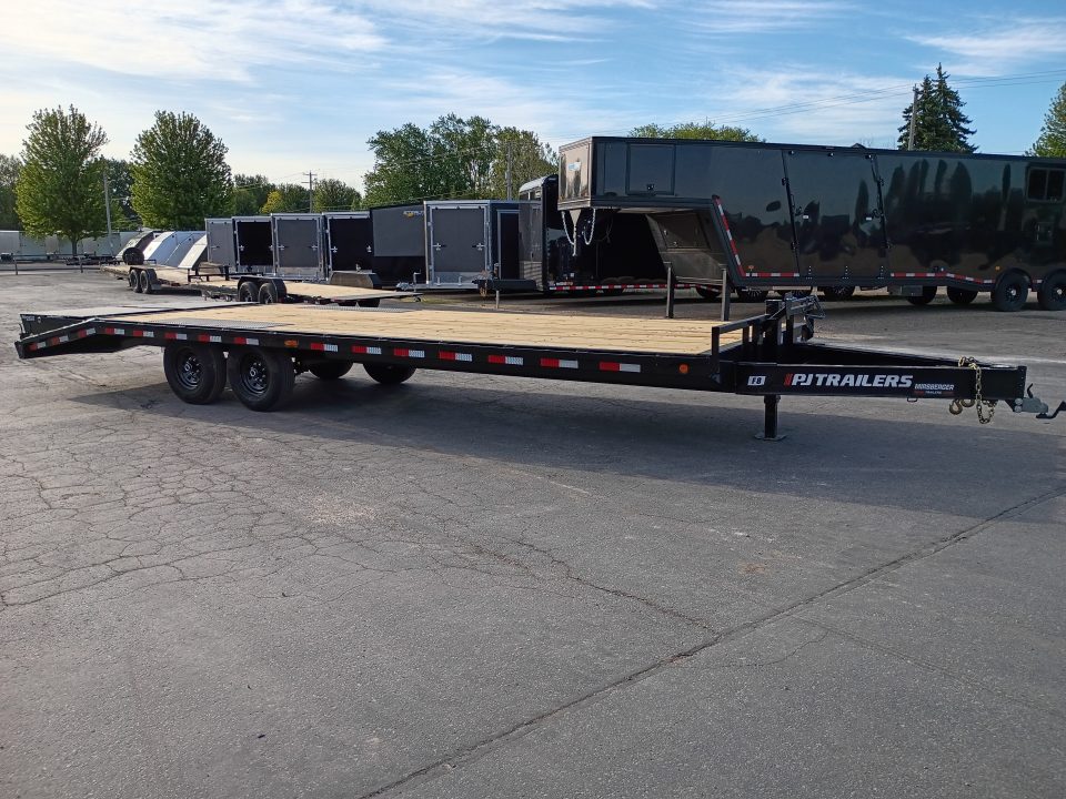New 2027 PJ Trailers F8262