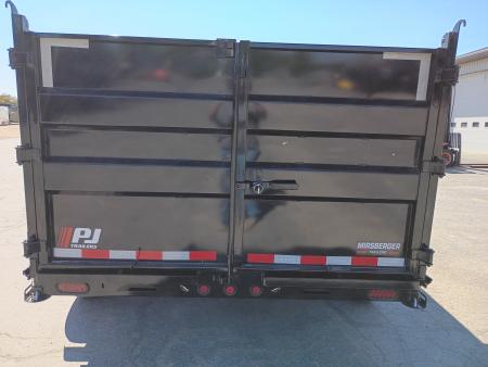 New 2027 PJ Trailers D7142-SW04