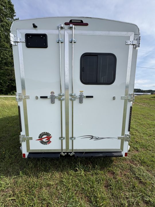 New 2027 Homesteader 2 Horse Slant Load Trailer