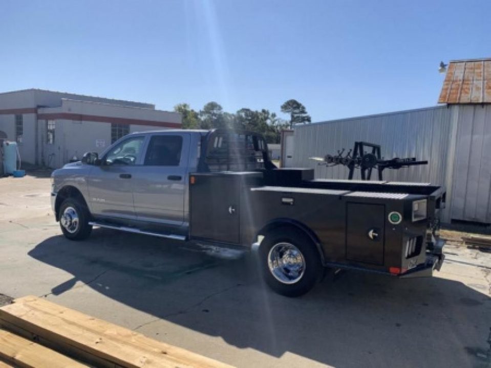 New 2026 CM Truck Beds TM-02975842DLX Truck Bed