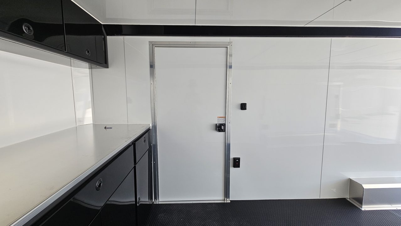 New 2027 ATC ROM400 8.5X24TA Car / Racing Trailer
