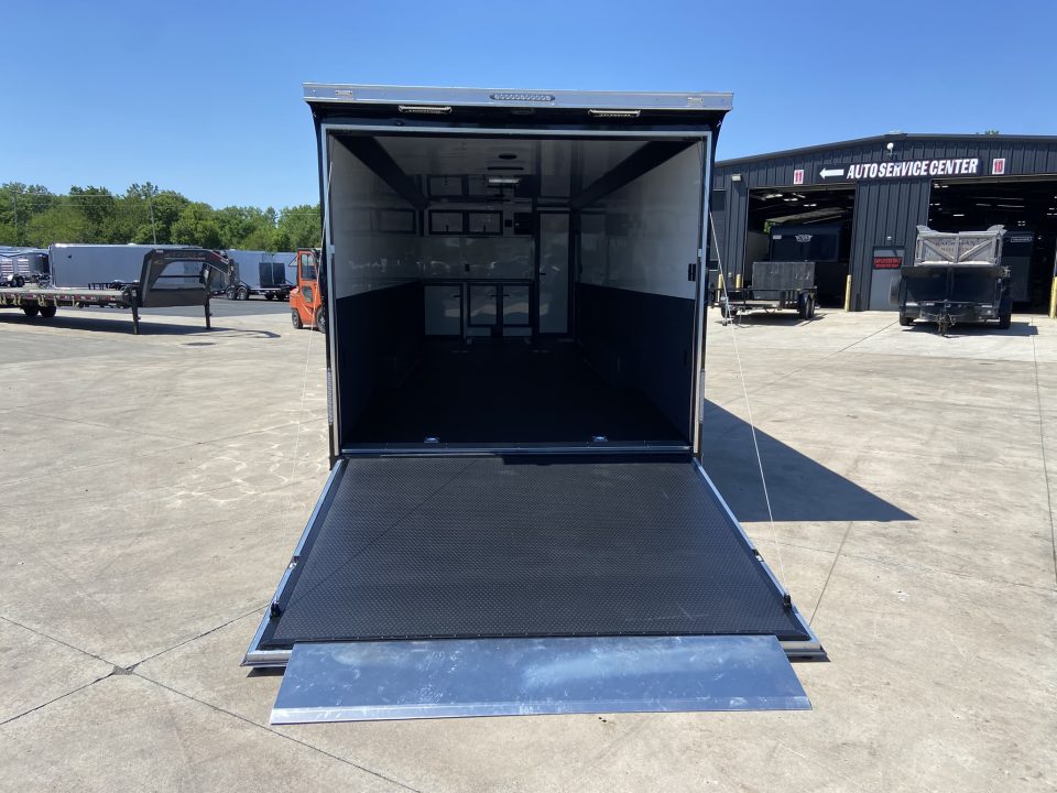 New United PREM-8.528 Racing Trailer