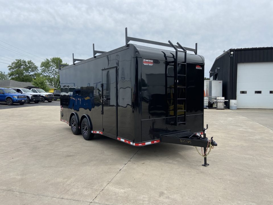 New United Trailers UXT-8.520 Contractor