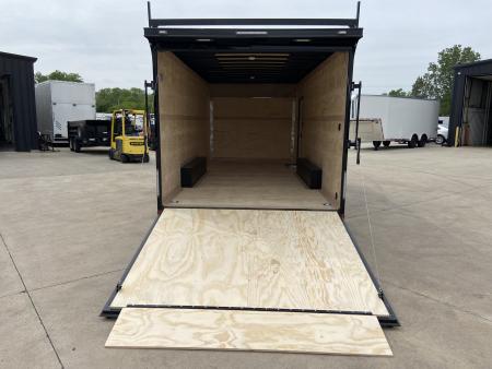 New United Trailers UXT-8.520 Contractor