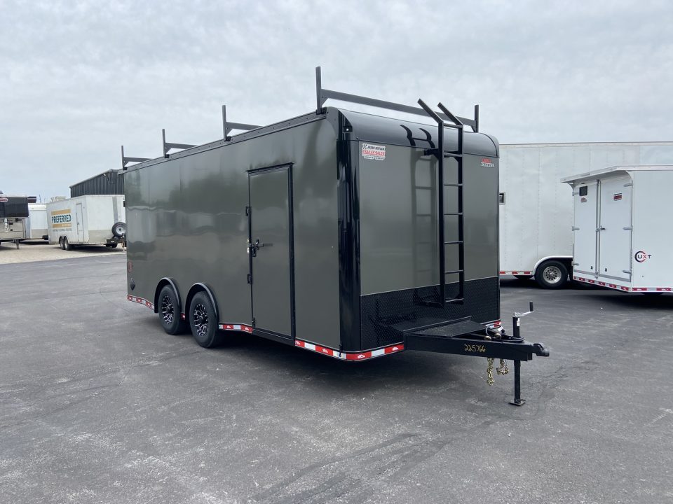 New United Trailers UXT-8.520 Contractor