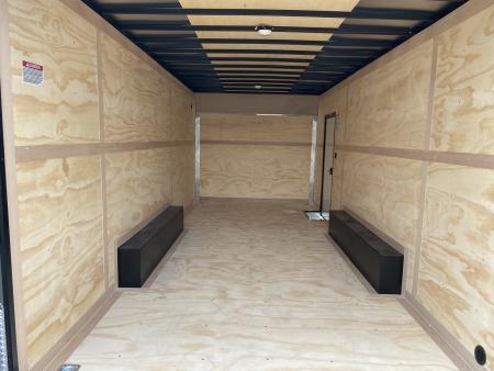 New United Trailers UXT-8.520 Contractor