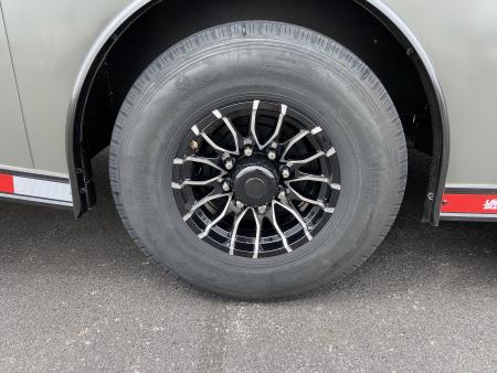 New United Trailers UXT-8.520 Contractor