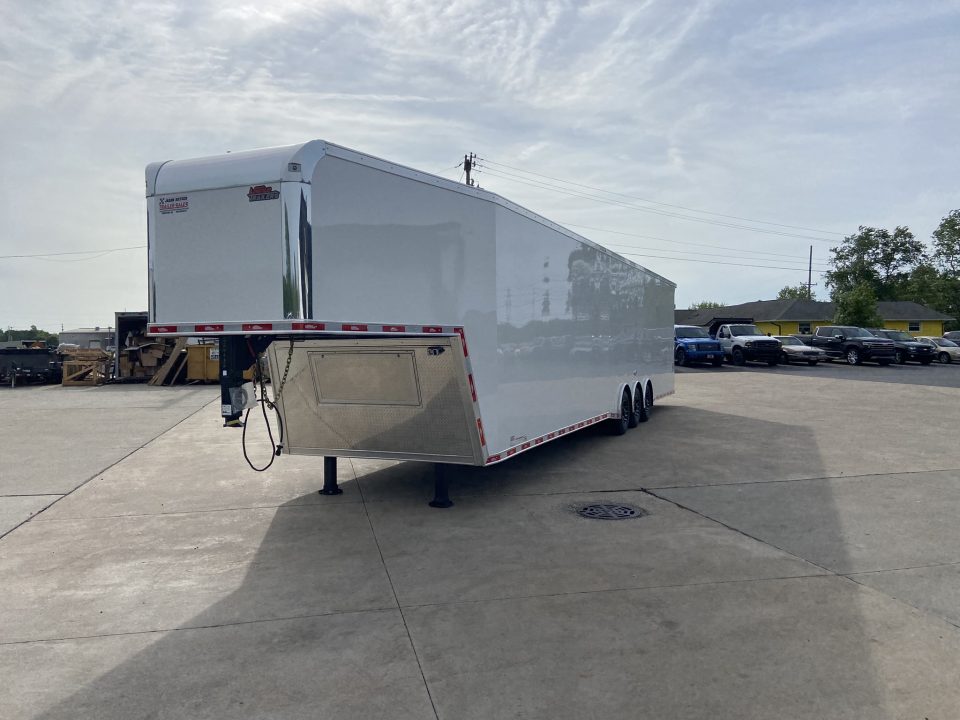 New United UXGN-8.546 Car Trailer