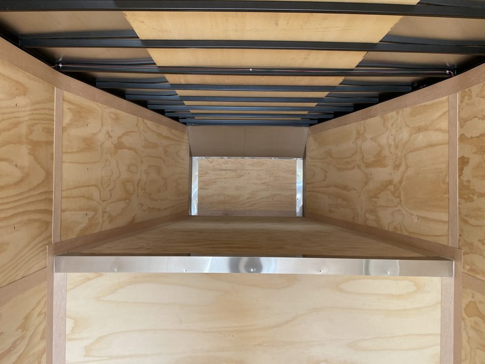 New United UXGN-8.546 Car Trailer