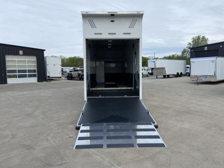 New United Trailers USH-8.532 Stacker