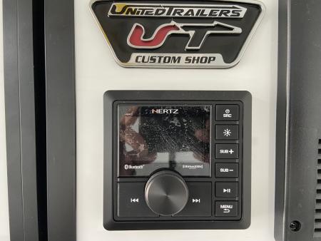 New United USH-8.532 Racing Trailer