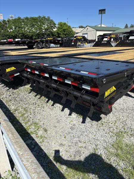 New 2026 Big Tex Trailers 8.5x 30 (25+5) Gooseneck Deckover Trailer