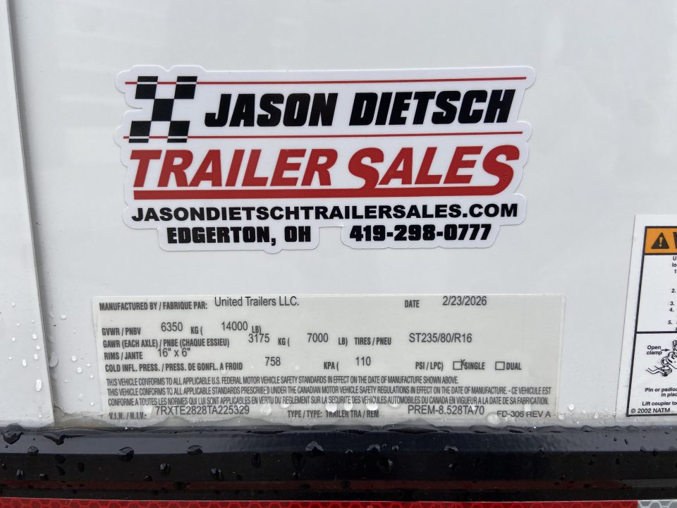 New United PREM-8.528 Racing Trailer