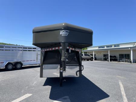 New 2027 Valley 6'8"X20'X6'6" Gooseneck Steel Stock Trailer