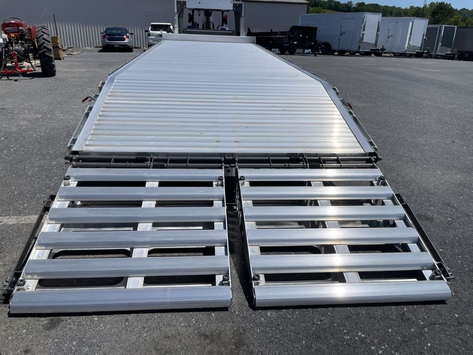 New 2027 Timpte 102"X22+4 Aluminum Deckover Gooseneck Equipment Trailer