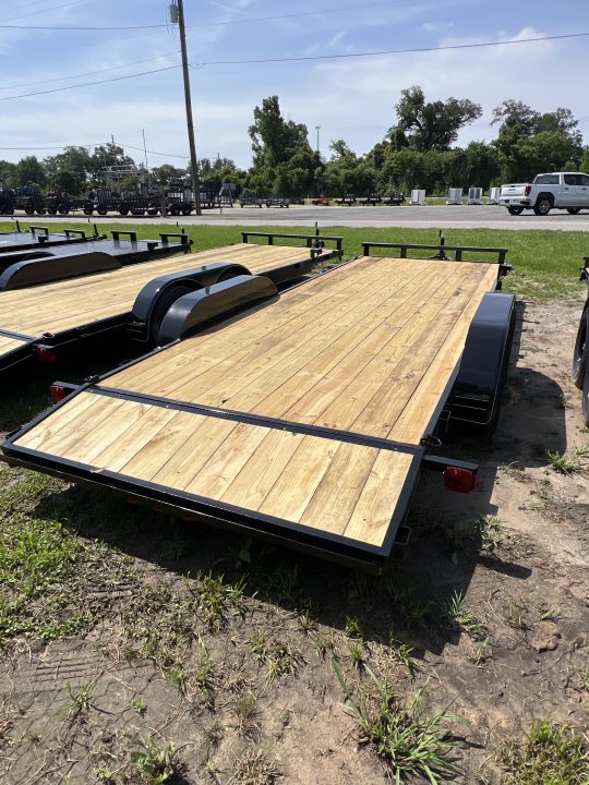 New 2026 P & T Trailers 82X20WCH Car Hauler