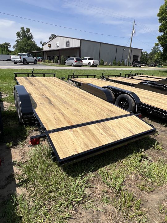 New 2026 P & T Trailers 82X20WCH Car Hauler
