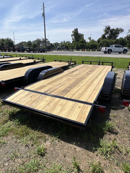 New 2026 P & T Trailers 82X20WCH Car Hauler