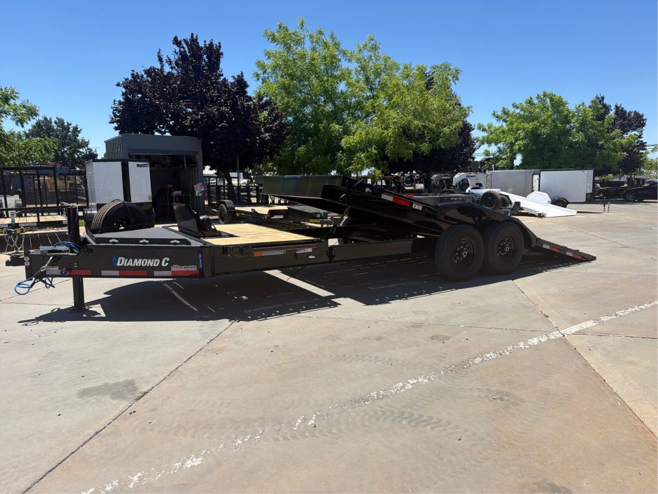 New 2026 Diamond C Trailers HXD207L22X102 8.5FT X 22FT 14.9K GVW Tilt Trailer