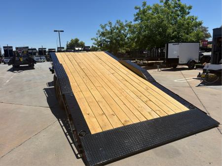 New 2026 Diamond C Trailers HXD207L22X102 8.5FT X 22FT 14.9K GVW Tilt Trailer