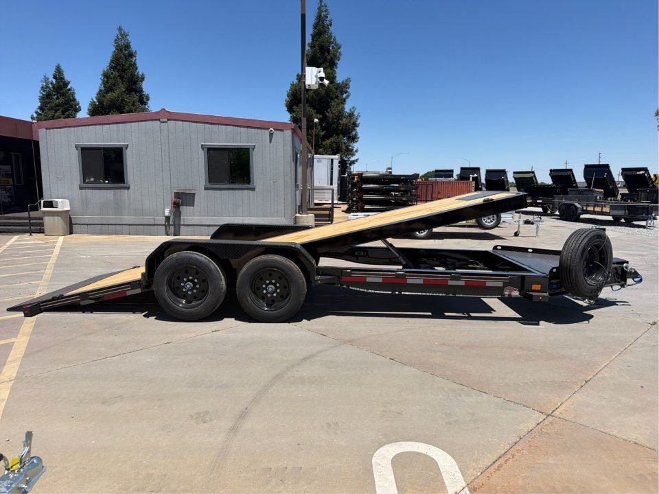 New 2026 Diamond C Trailers HDT208L20X80 7FT X 20FT 18K GVW Tilt Trailer