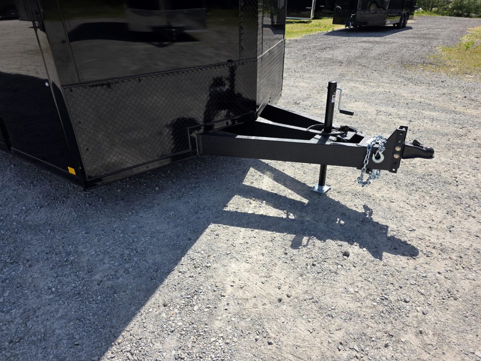 New 2026 Formula Trailers 8.5X24 SCREWLESS EXTERIOR BLACKOUT 7' INSIDE 10K GVWR Cargo / Enclosed Trailer