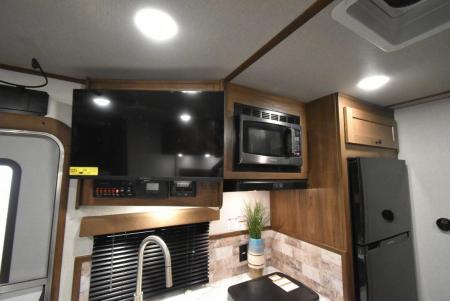 New 2026 Bison Trailers Trailhand 81316 Horse Trailer