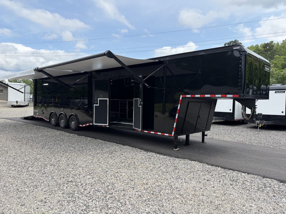 New 2026 Haulmark 44 Gooseneck Bathroom Race Trailer, Polycor, Air Prep, A/C, Awnings, Race Ready