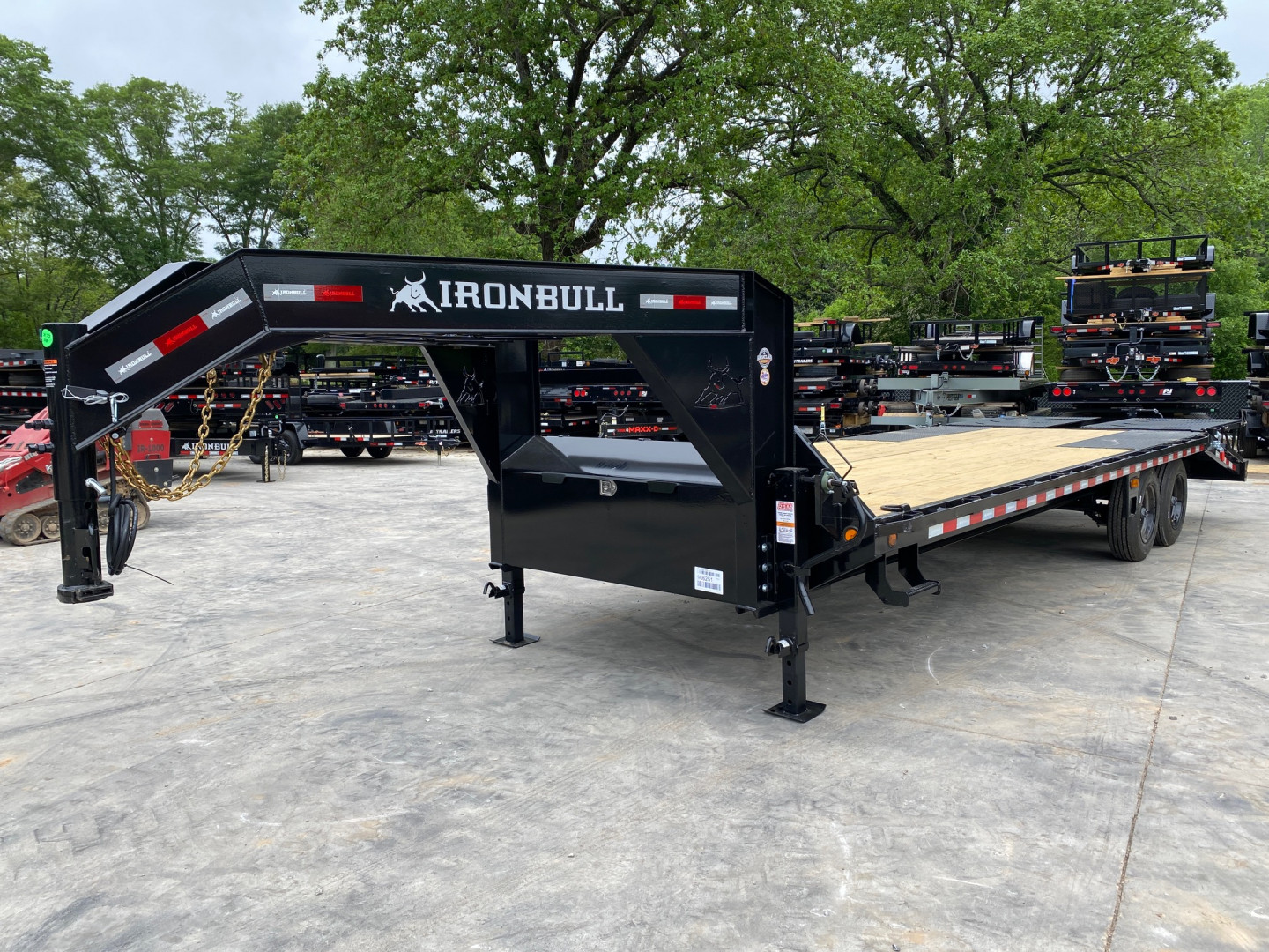 New 2026-Iron-Bull-Trailers-8.5×25-16K-Flatbed-Deckover-Gooseneck-Monster-FG16K825MI