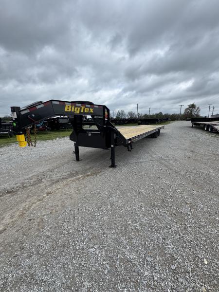 New 2026 Big Tex Trailers 102x40 Tandem 25.9K GN w/ Slide Out Ramps, 2-Speed Jacks 14PLY Tires