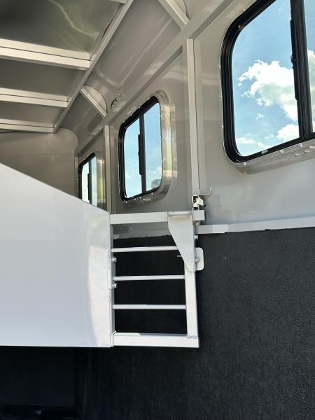 New 2027 Trails West 3H BP ADV MXII Horse Trailer