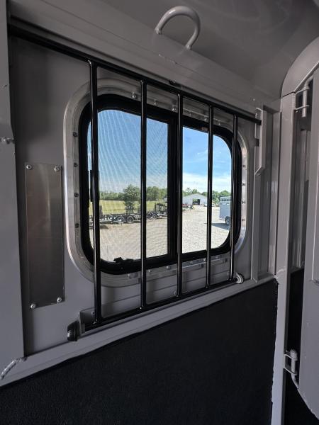New 2027 Trails West 3H BP ADV MXII Horse Trailer