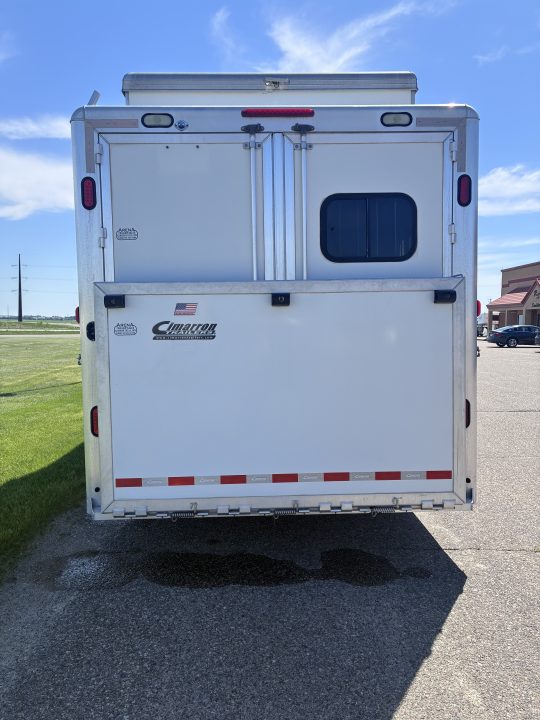 Used 2007 Cimarron Trailers 3H 17'LQ Horse Trailer